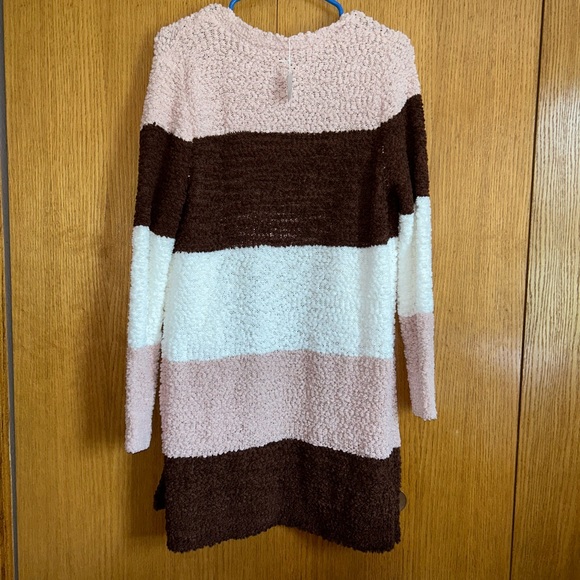 Popcorn Cardigan - Picture 2 of 3